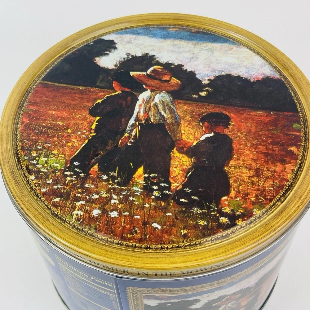 Danish Holiday Cookie Tin The Masters Large Round 7.5x9